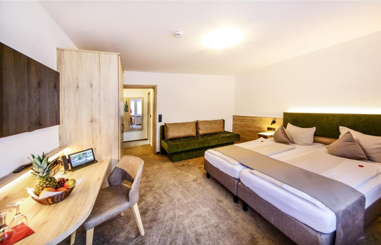 Hotel Restaurant Schwoerer 렌즈키르흐 외부 사진