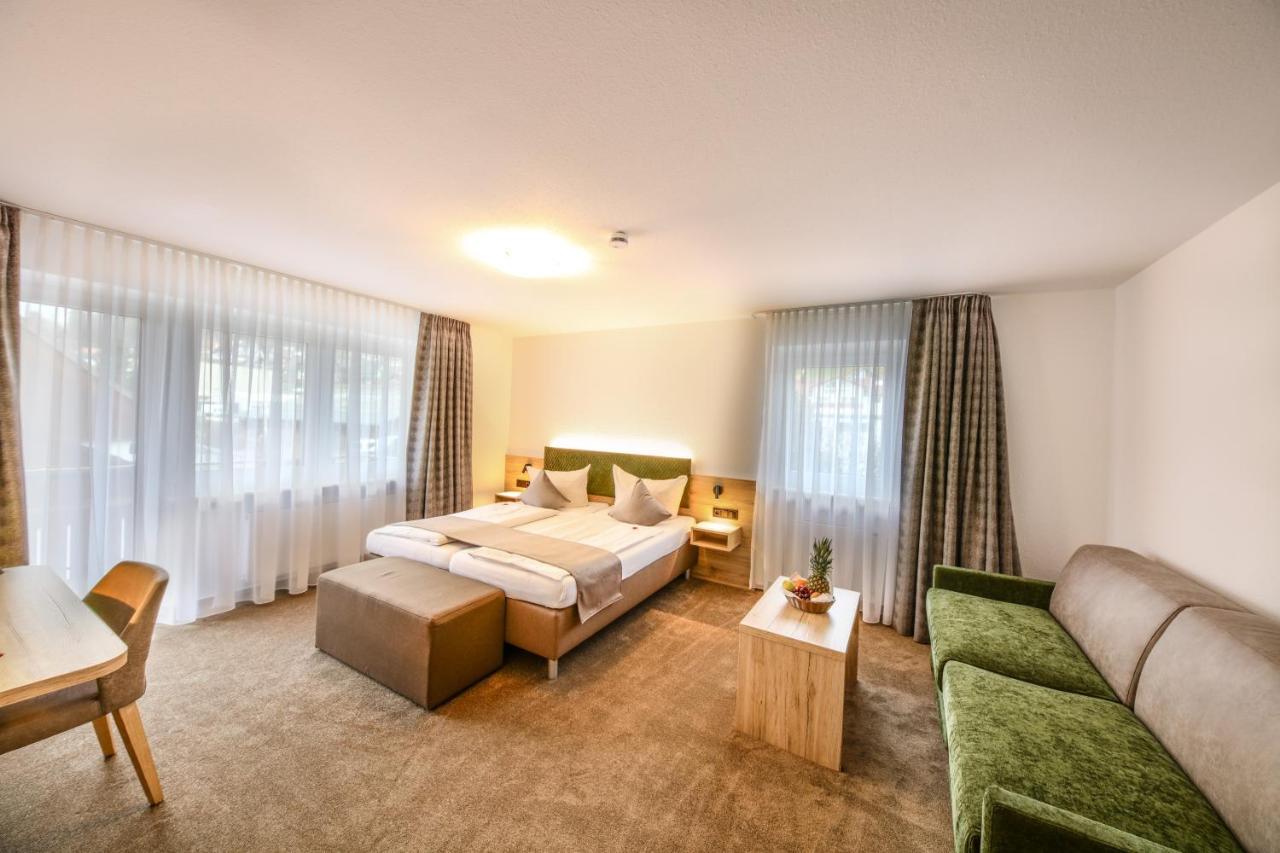 Hotel Restaurant Schwoerer 렌즈키르흐 외부 사진