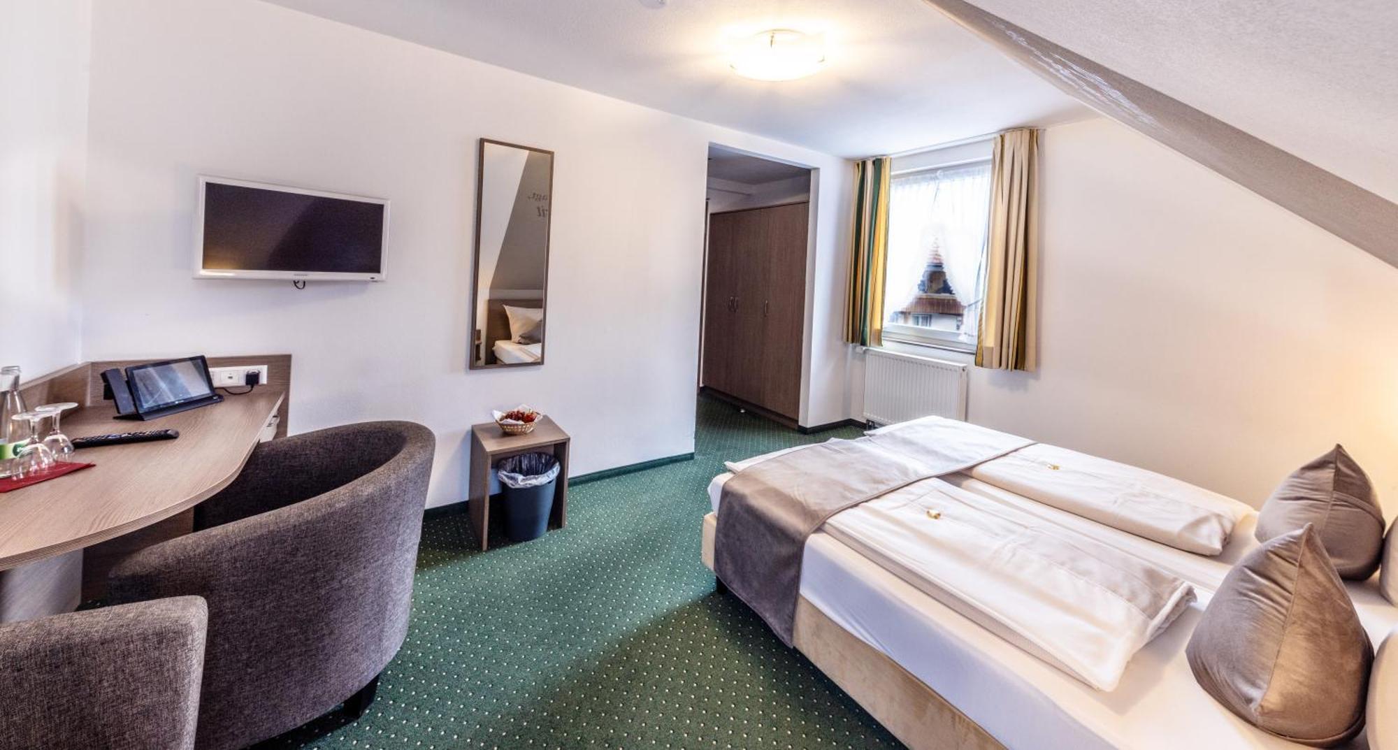 Hotel Restaurant Schwoerer 렌즈키르흐 외부 사진