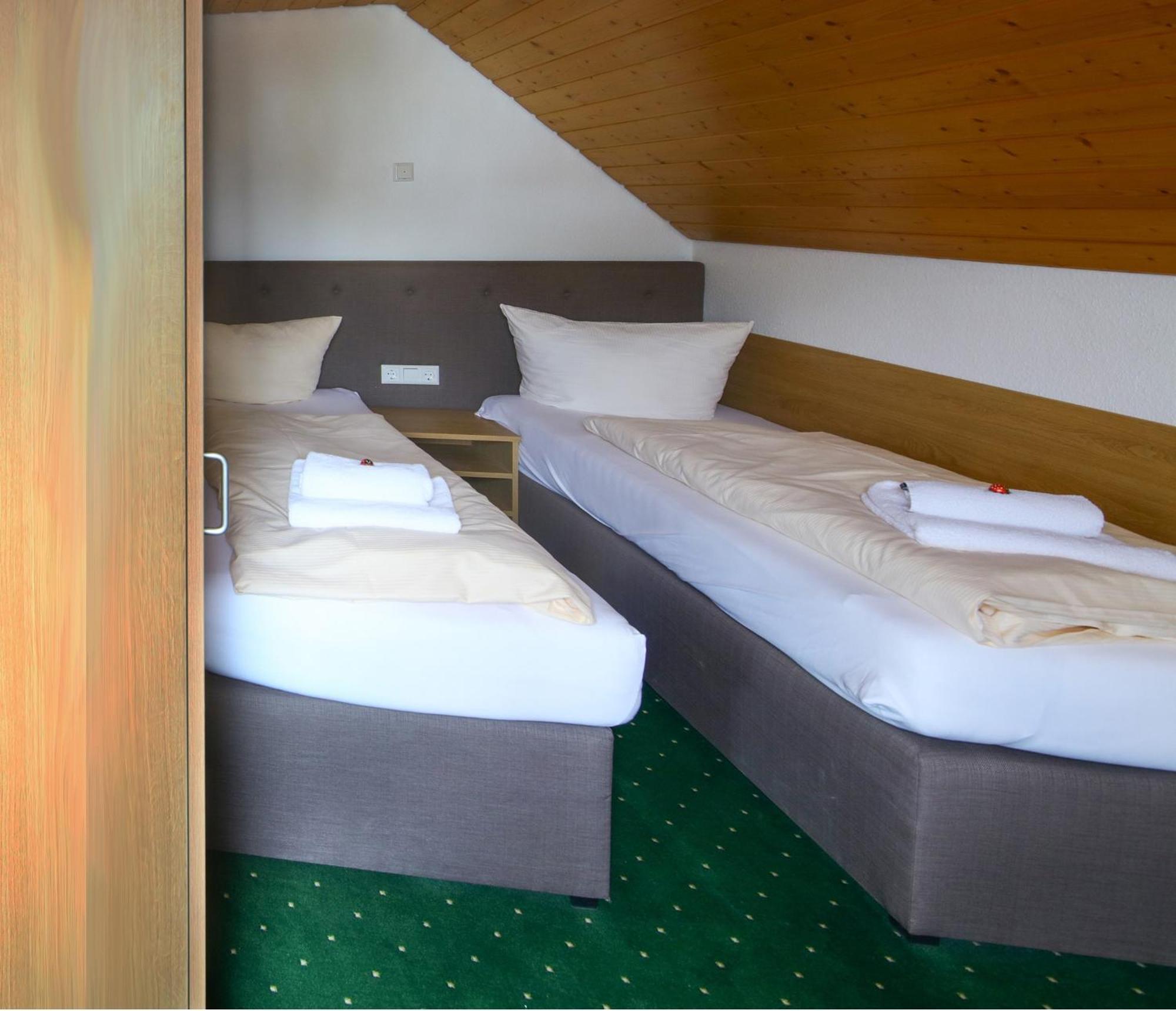 Hotel Restaurant Schwoerer 렌즈키르흐 객실 사진